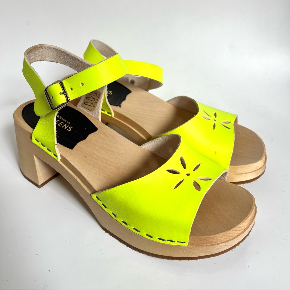 SWEDISH HASBEENS Women's florescent Yellow leather wooden clog Sandals 36/6